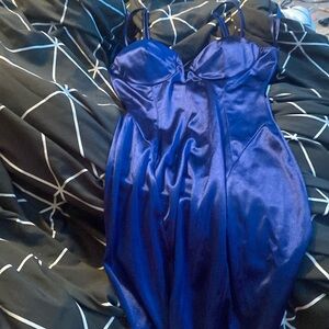 Short body con blue dress